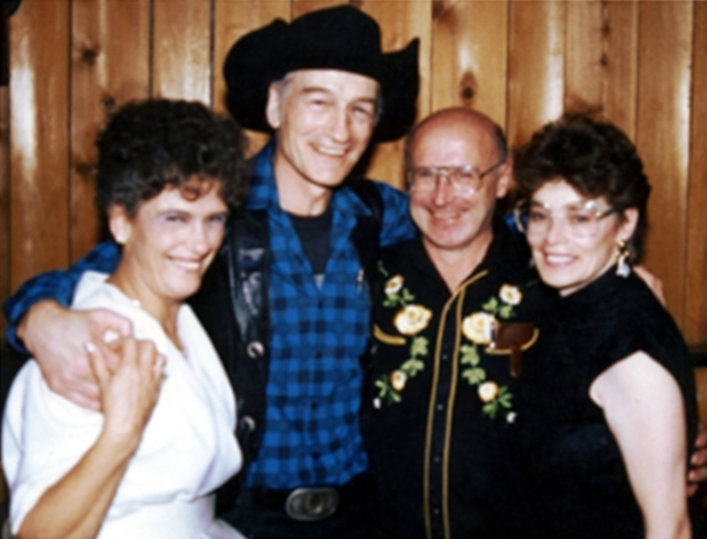 Shirley Russwurm, Stompin Tom Connors, Lynn Russwurm and Lena Connors